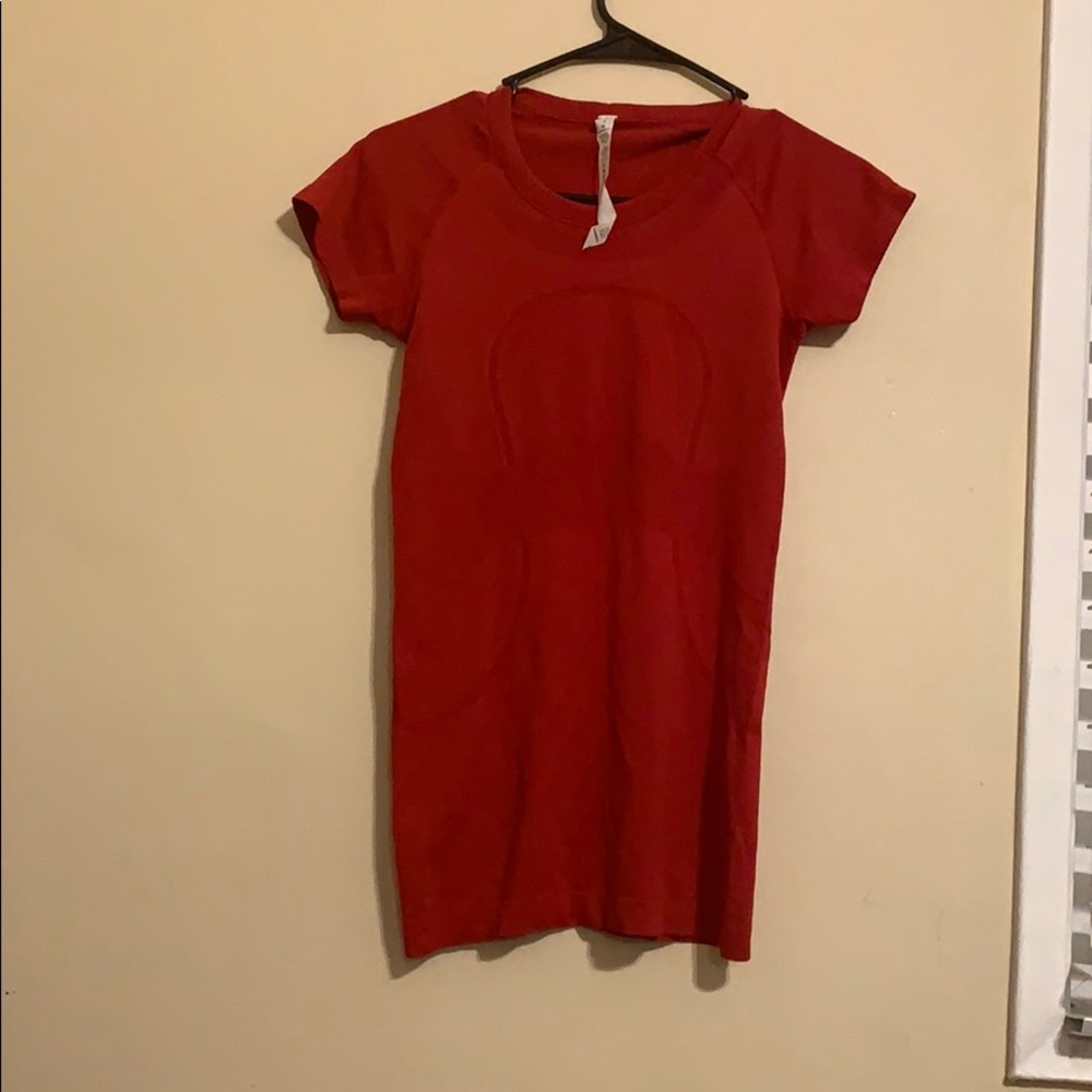 Lululemon red swiftly shirt